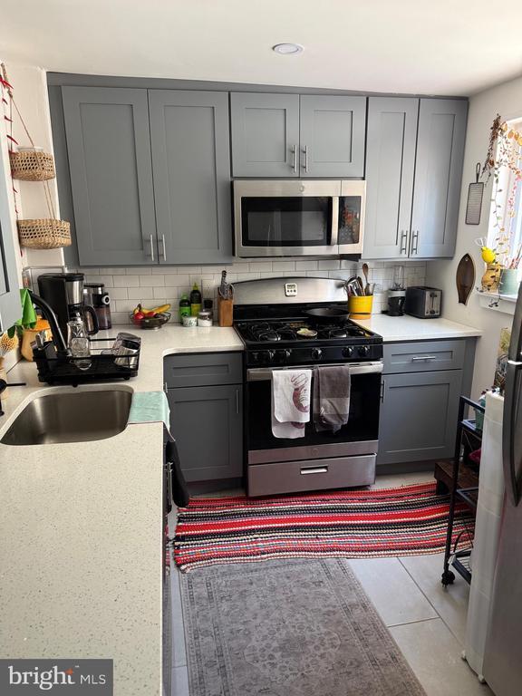 Photo - 2165 E Dauphin St