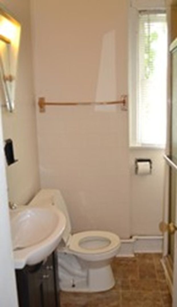 Photo - 133 Chittenden Ave Unit 133 B-1