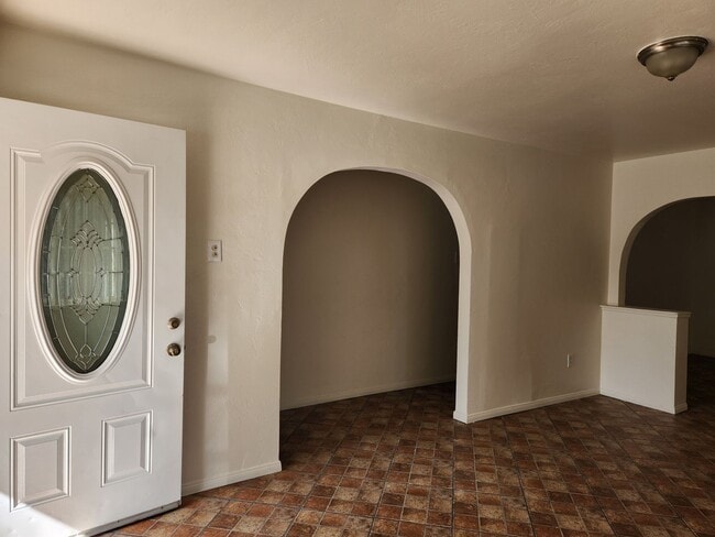 Photo - Bryant Unit A