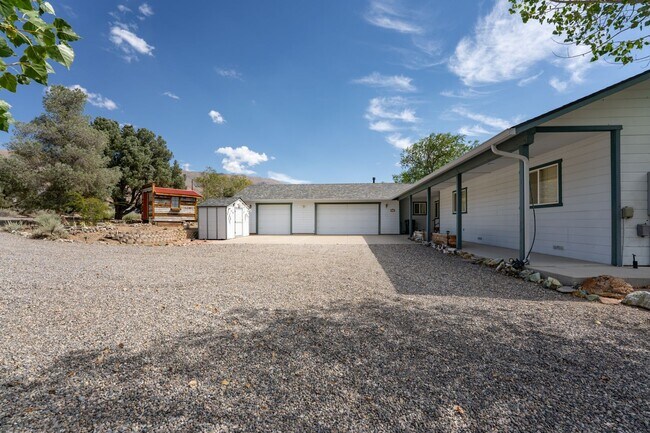 Photo - 3671 Sandstone Dr