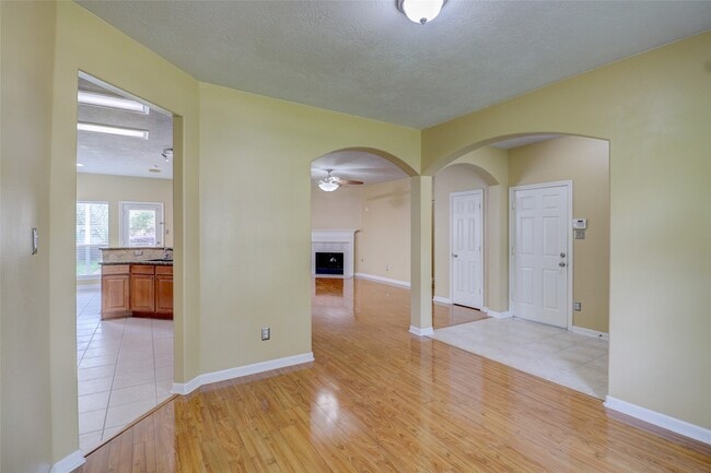 Photo - 3323 Pioneer Bend Ln