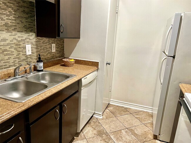 Photo - 10047 Westpark Dr Unit 9