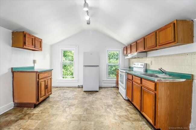 Photo - 34 Poplar St Unit B