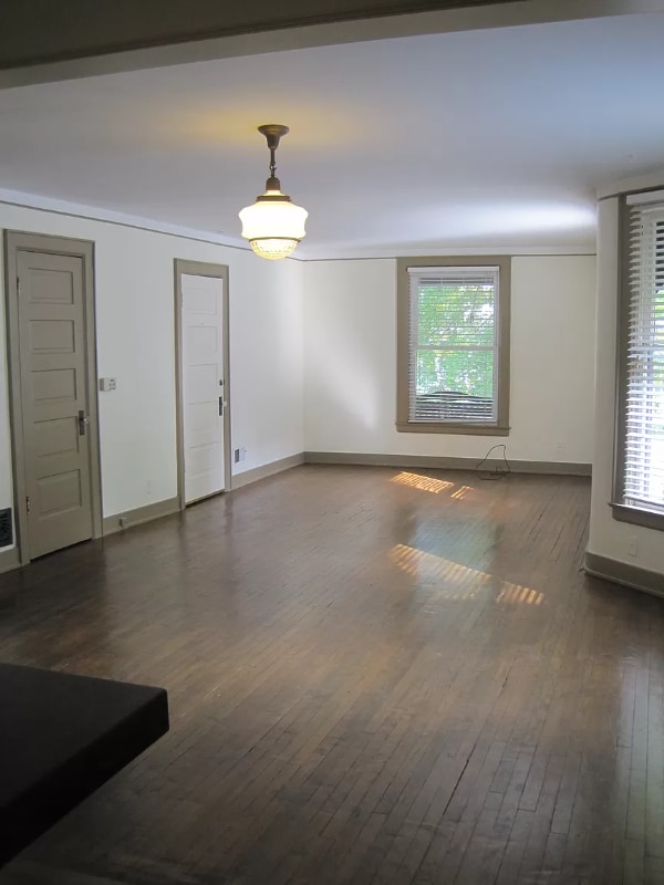 Photo - 726 Lake Dr SE Unit Apt B