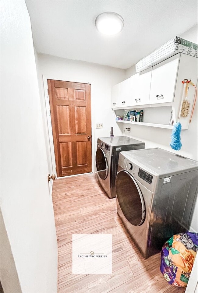 Photo - 147 Sunshine Dr