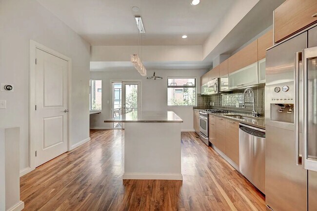 Photo - Modern 2 Bed/ Bath in Prime Downtown Denve... Unit 9