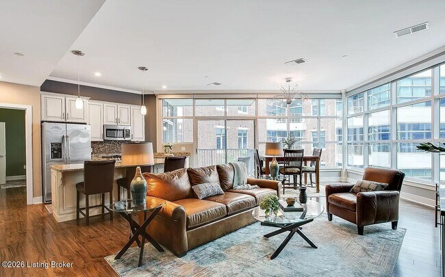 324 E Main St Unit 313