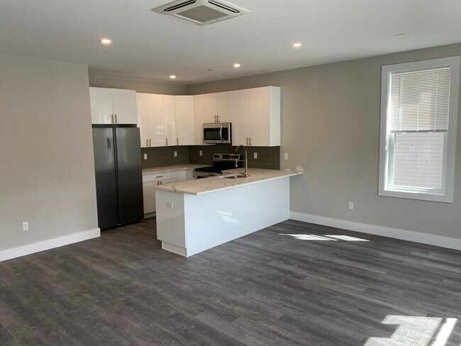 Photo - 32 Norwood St Unit 7