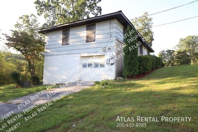 Photo - 1001 28th Ave NE