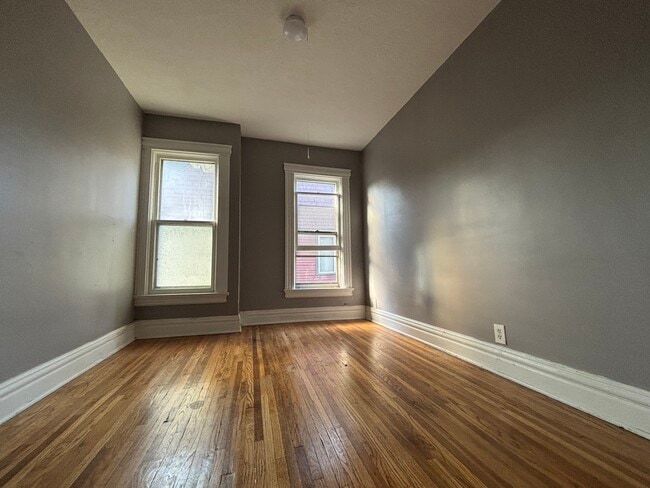 Photo - 7 Roosevelt St