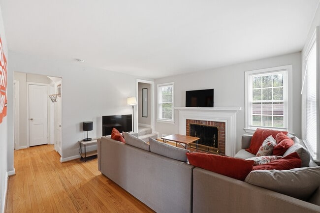 Photo - 6701 Rhode Island Ave