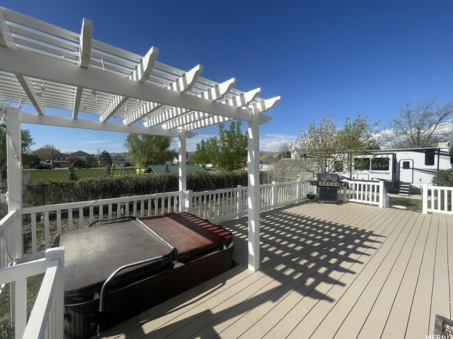 Photo - 1743 W 12050 S