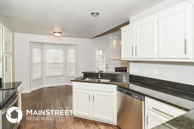 Photo - 713 Brent Glen Pl