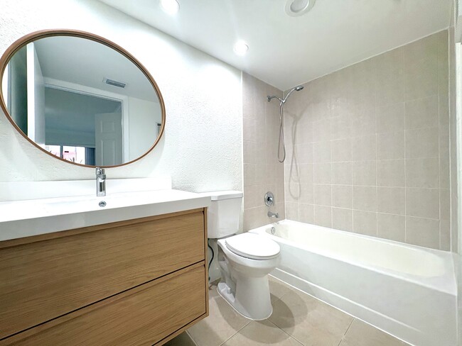 Photo - 10755 SW 108th Ave Unit 103