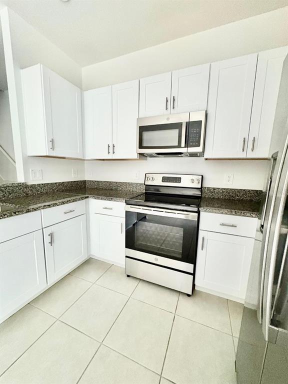 Photo - 10321 Trumpet Honeysuckle Wy