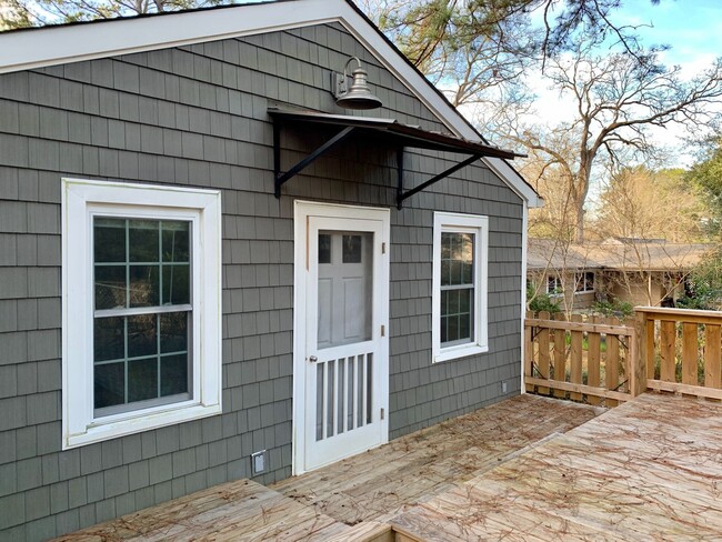 Fondren Studio Apartment - Furnished and U... - Fondren Studio Apartment - Furnished and U...