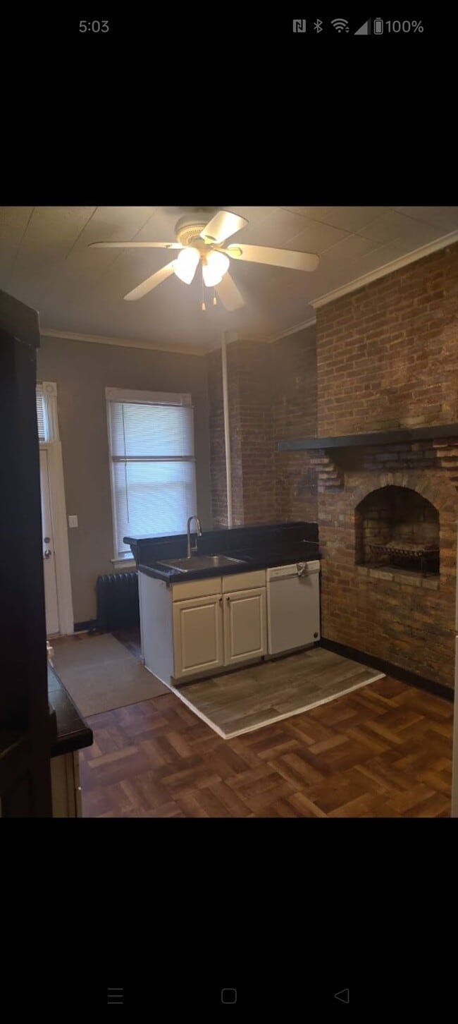 Photo - 1829 Bolton St Unit 1 bedroom apartment