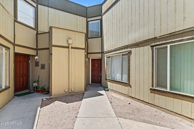 Photo - 1742 E Pepper Cir Unit 2