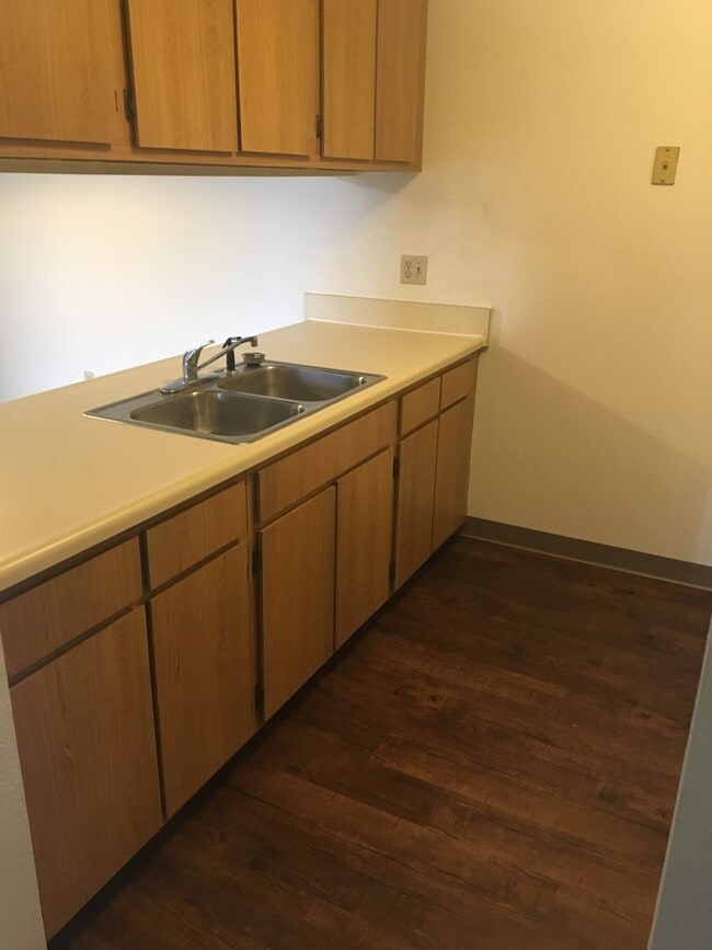 Litchfield Apartments Co. LDHA - LP