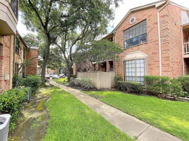 Photo - 2255 Braeswood Park Dr Apartment Unit 190