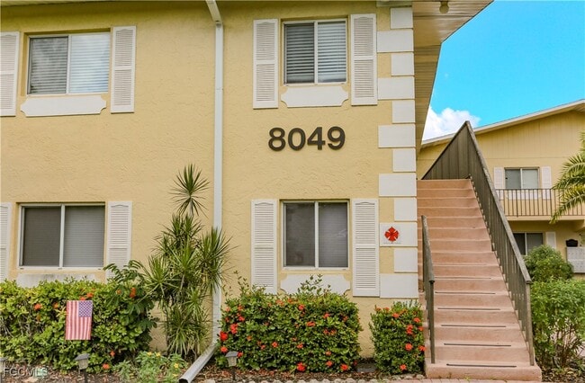 Building Photo - 8049 Country Rd Unit 101