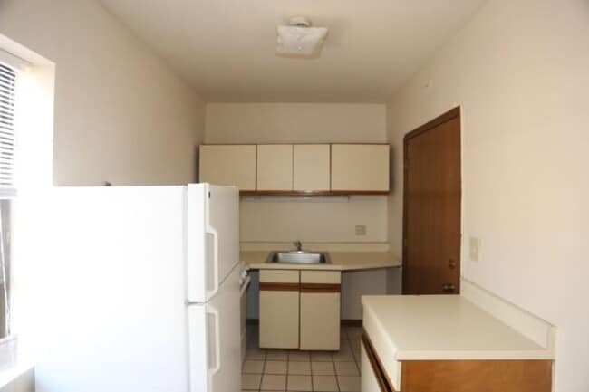 Photo - 3513 N Reta Ave Unit J02P
