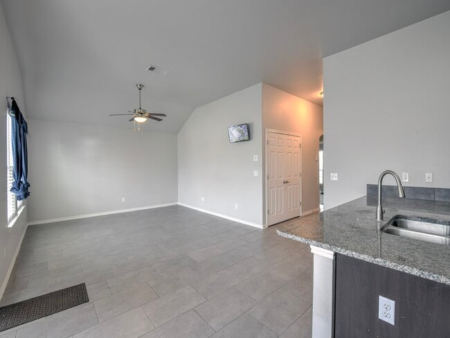 Photo - 3635 WL Breeding Dr