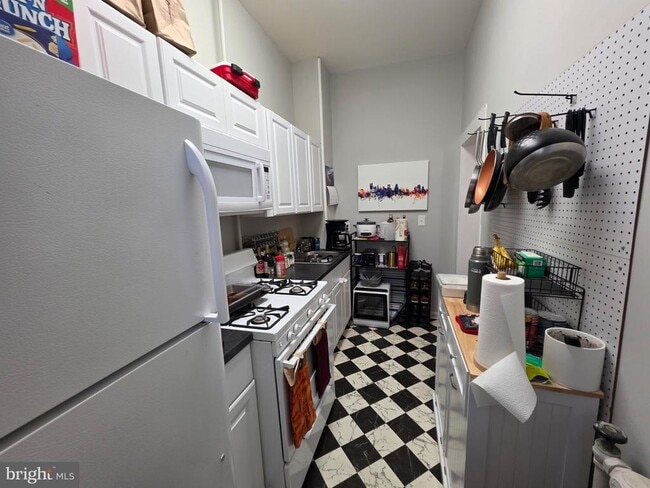 Photo - 106 S Patterson Park Ave