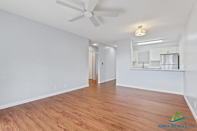 Photo - 92-1136 Hame St