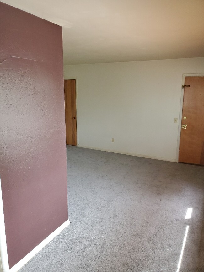 Photo - 1301 Jewel Ct
