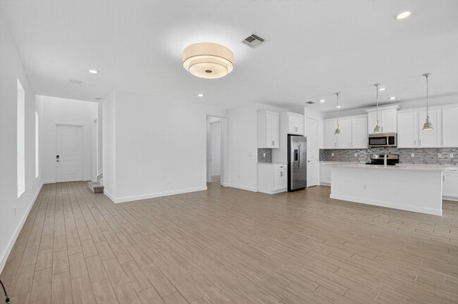 Photo - 4280 Buttonwood Dr