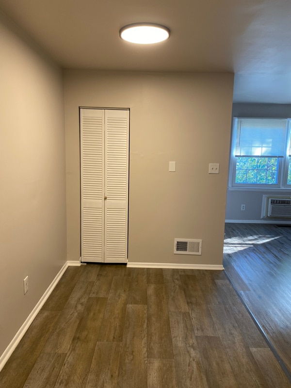 Photo - 1615 Bonwood Rd Unidad 2