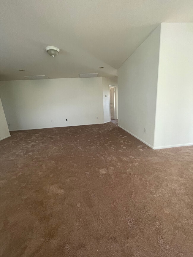 Photo - 1919 Sugar Maple Ln