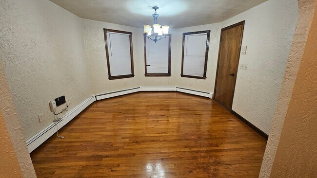 Living room - 800 Plainfield St