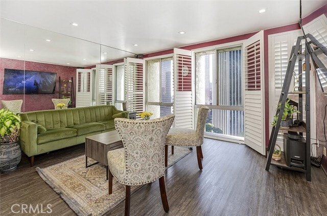 Photo - 800 W 1st St Unidad 2506