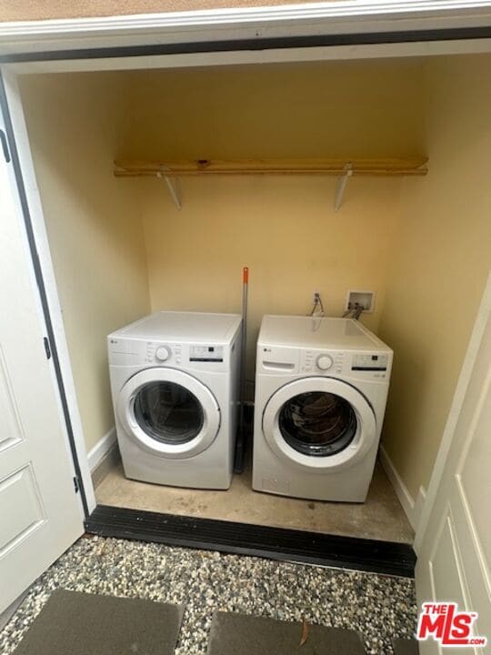 Photo - 10627 Esther Ave
