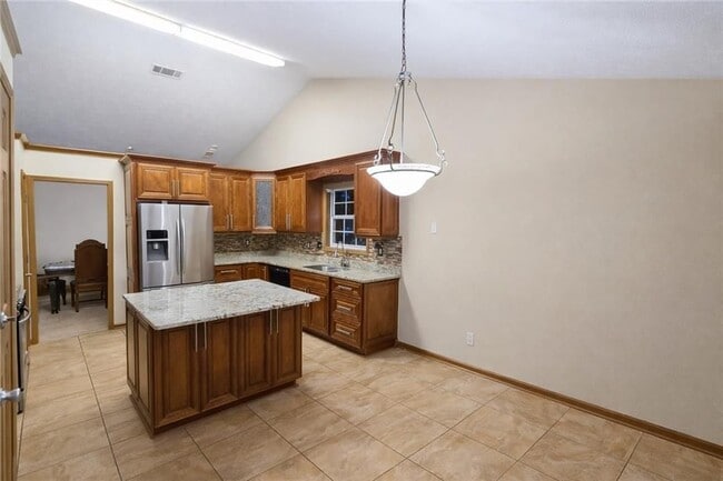 Photo - 1980 Champions Pkwy NW