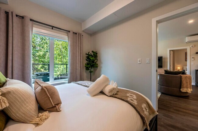 Photo - 901-907 7 St N Unité ID1308644P