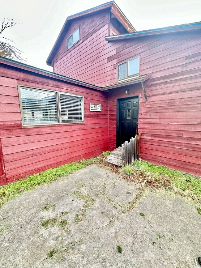 1 Bedroom 1 bath Loft Style Single Family ... - 1 Bedroom 1 bath Loft Style Single Family ...