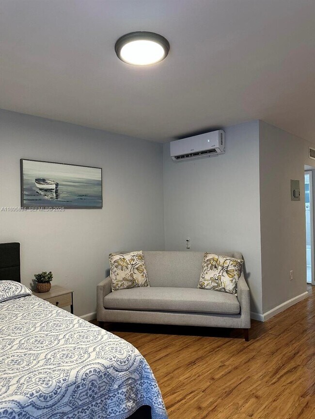 Photo - 75 Washington Ave Unit 9