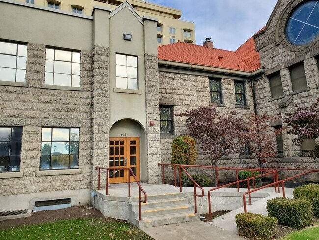 Photo - 515 E Yakima Ave Unit Apt. 207