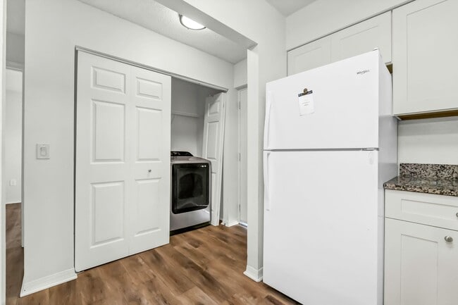 Photo - 4276 Calinda Ln