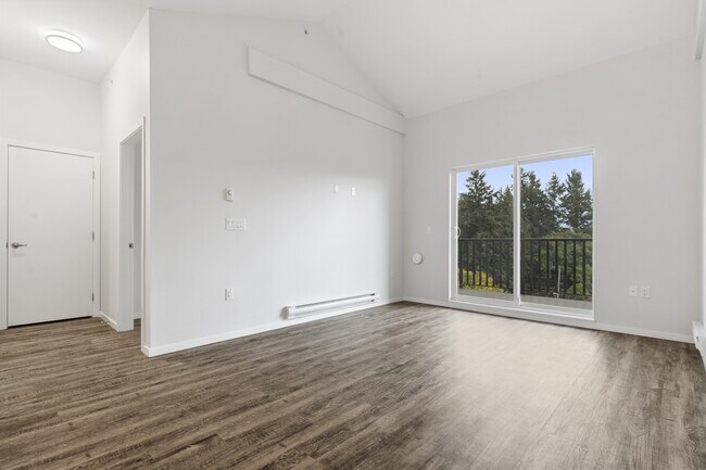 Photo - 46060-46060 Mellard Ave