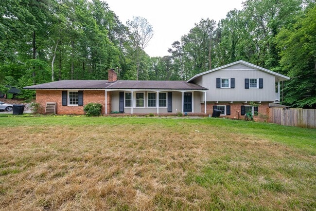 Building Photo - 4222 Arbutus Dr