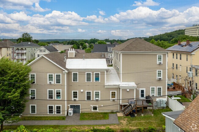 Rear - 7 Bellevue St