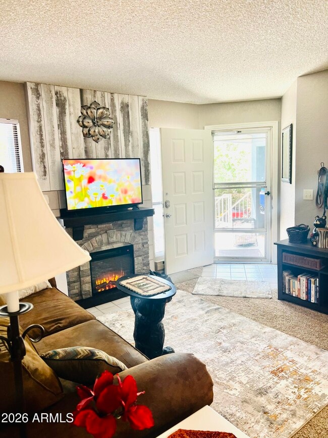 Photo - 2700 S White Mountain Rd Unit 1126