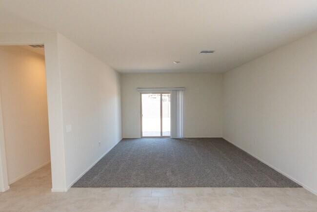 Photo - 10321 N Arroyo Lupine Way