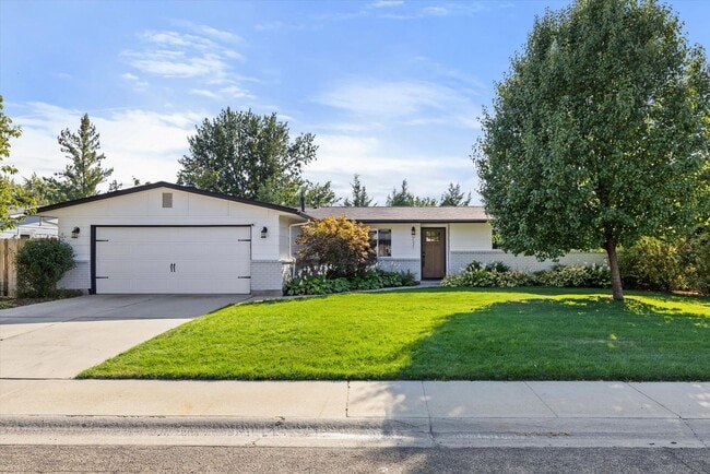 Building Photo - 3 Bed + Bonus in West Boise! Rental