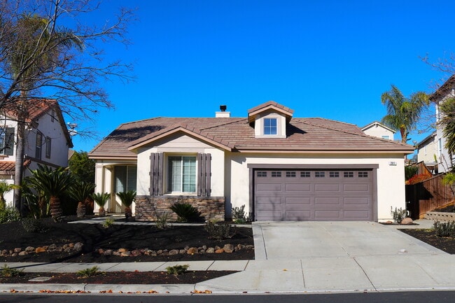 Beautiful Single Story 4 Bedroom in Shadow... - Beautiful Single Story 4 Bedroom in Shadow... House