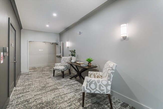 Photo - 65 Pointe Pl Unit 104